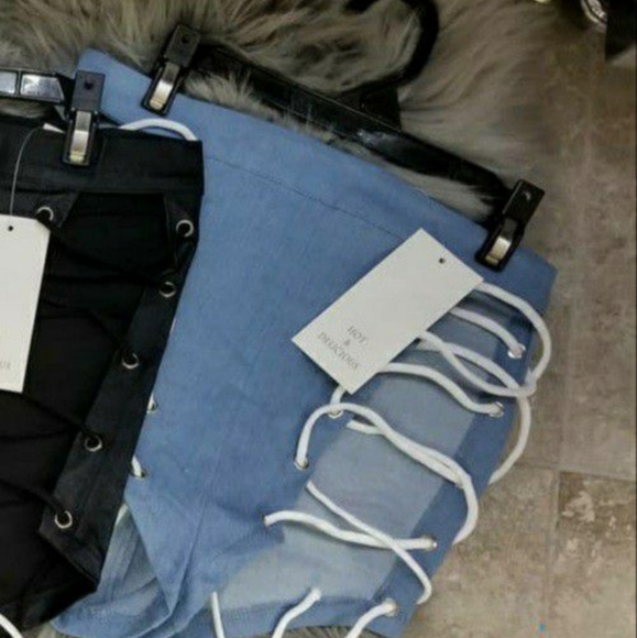 New Shorts Super Sexy (can be M-L adjustable) - Picture 4 of 4